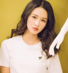 孫怡李沁長得太像了 孫怡李沁長對比照 他們是什么關(guān)系雙胞胎嗎？