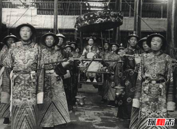 大太監(jiān)李蓮英死亡之謎墳?zāi)怪兄灰婎^顱和長辮子(病死或仇家暗殺)