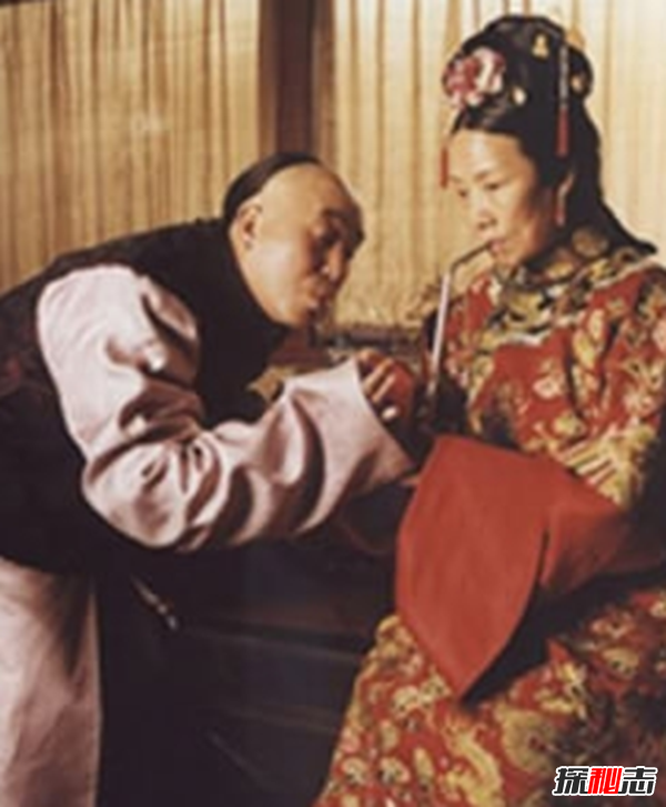 大太監(jiān)李蓮英死亡之謎墳?zāi)怪兄灰婎^顱和長辮子(病死或仇家暗殺)